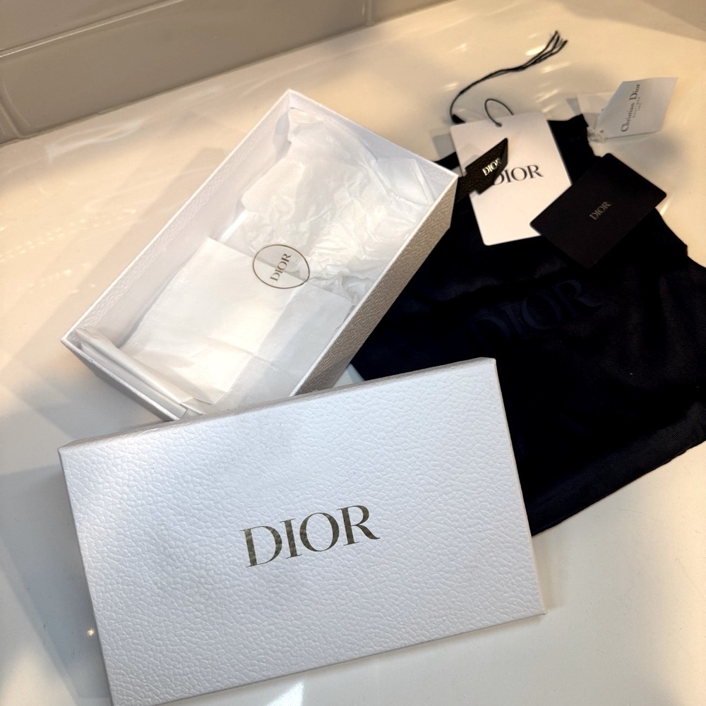Dior Gift Box + Dust Bag & Cards - Picture 2 of 4